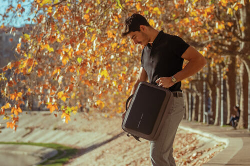 Сумка-рюкзак XD Design Bobby Bizz 2.0 с защитой от карманников 17