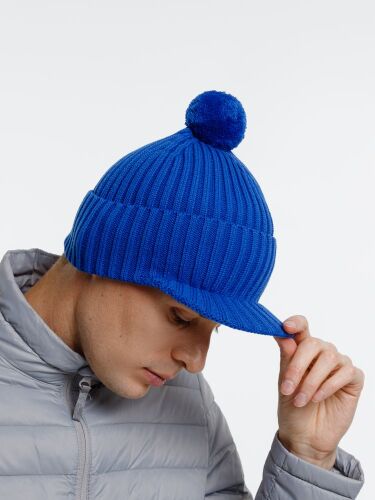 Вязаная шапка с козырьком Peaky, синяя (василек) 6