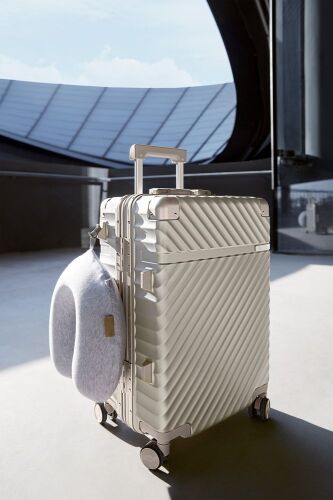 Чемодан Aluminum Frame PC Luggage V1, золотистый 6