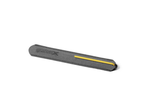 Шариковая ручка Pininfarina GrafeeX с желтым клипом в чехле из п 1
