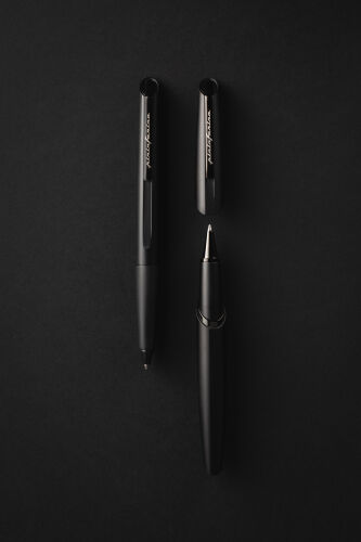 Шариковая ручка Pininfarina PF Two BLACK 12