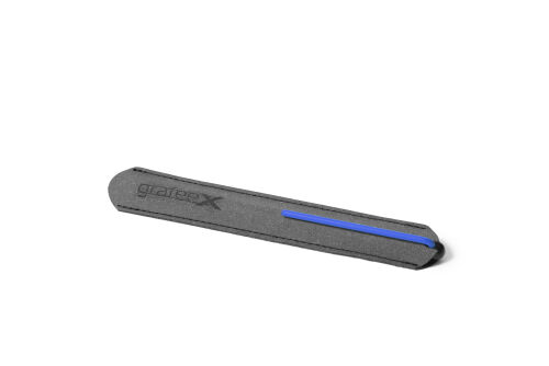 Шариковая ручка Pininfarina GrafeeX с синим клипом в чехле из пе 10