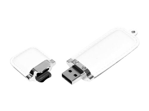USB 3.0- флешка на 32 Гб классической прямоугольной формы 2