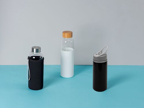 Стеклянная бутылка для воды в силиконовом чехле «Refine» 7